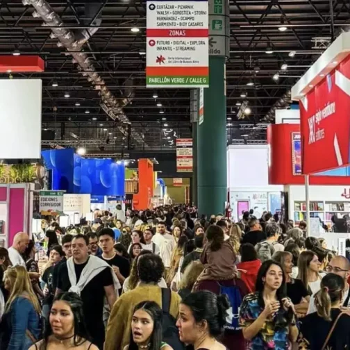 La Feria del Libro de Buenos Aires cumple 50 años y promete “tirar la casa por la ventana”