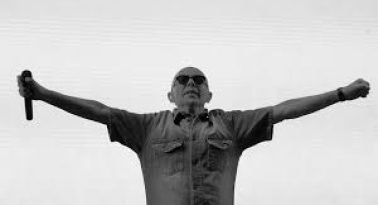 El viaje del Indio Solari hacia el bello fuego de la diferencia 