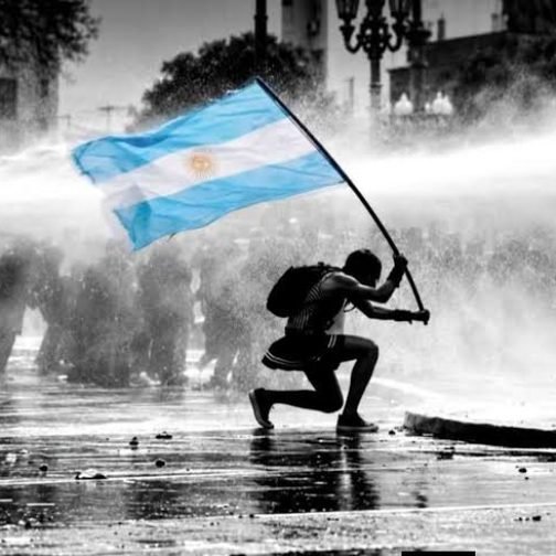Ahora nadie va a quemar nuestras banderas