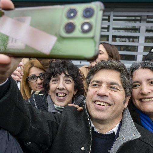 Axel Kicillof elude la interna y busca polarizar con Milei