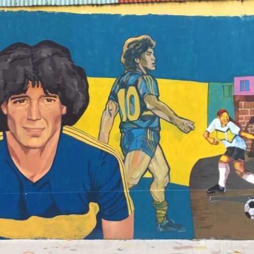 La Boca a través de la lente de Maradona: circuitos inclusivos para redescubrir el barrio