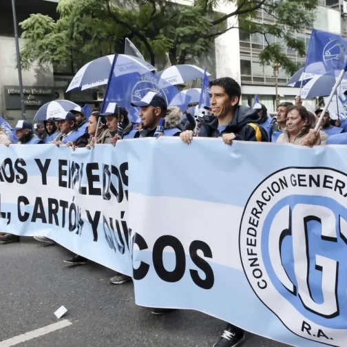 Acorralada por sus internas, la CGT convoca solo a marchar contra la reforma laboral y mira a la Justicia