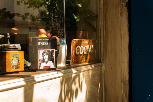 Imagen ilustrativa de Ifigenia Café Literario