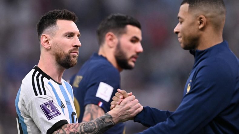 Messi y Mbappé están hechos unos degenerados del fútbol