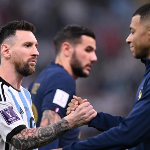 Messi y Mbappé están hechos unos degenerados del fútbol
