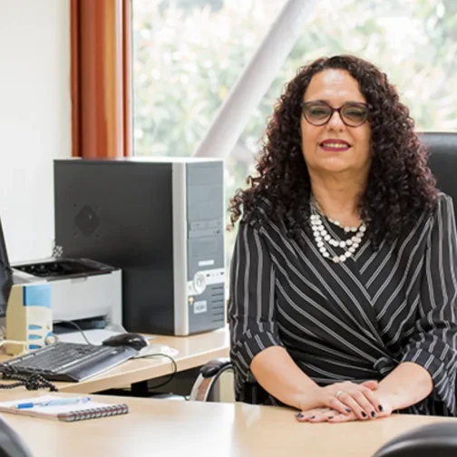 «La educación superior es un derecho que el Estado tiene que garantizar», afirma María Alejandra Zinni, rectora de la UNQ