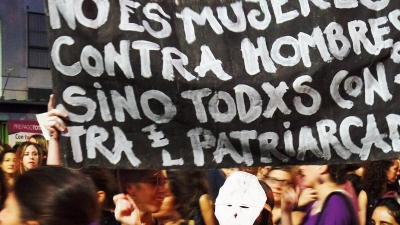 Imagen ilustrativa de marcha por violencia de género