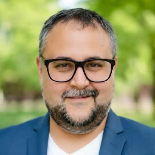 El eco del estallido de 2001: entrevista a Fabricio Tocco, autor de la novela “Parece diciembre”