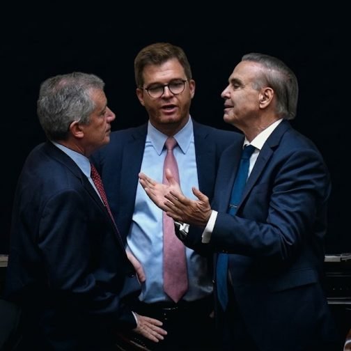 La oposición en su laberinto: los planes para una PASO opositora entre centro-izquierda y centro-derecha 