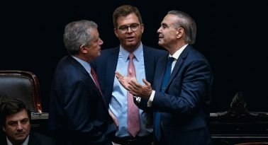 La oposición en su laberinto: los planes para una PASO opositora entre centro-izquierda y centro-derecha 