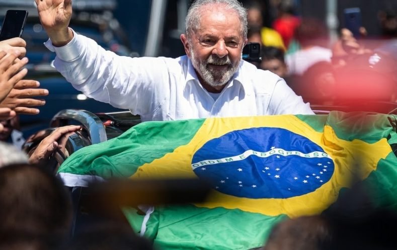 El día después del triunfo de Lula: “nuevas ideas”, la batalla en las redes y el mapa regional