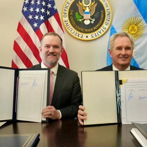 Milei y el acta de sumisión a Estados Unidos